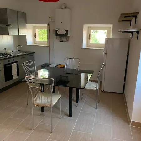 Casa vacanze Pleasant Holiday In With Garden